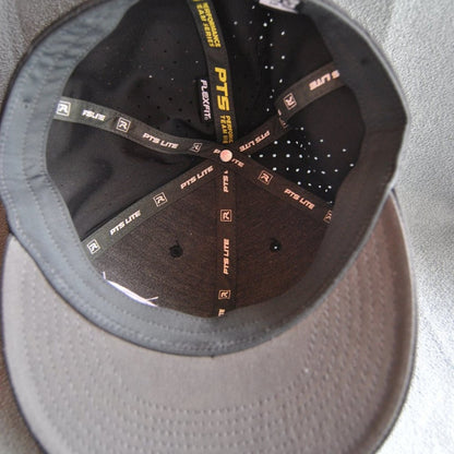 Rawlings Black & White Fitted Hat Size: Small/Medium