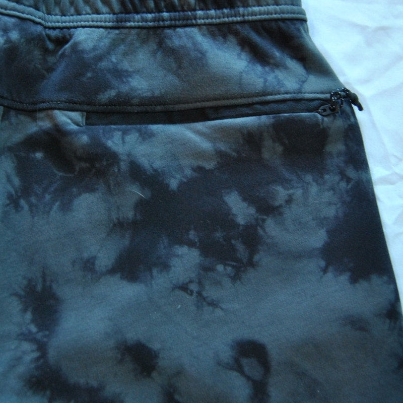 American Eagle Shorts Smoke Design Black Gray Small