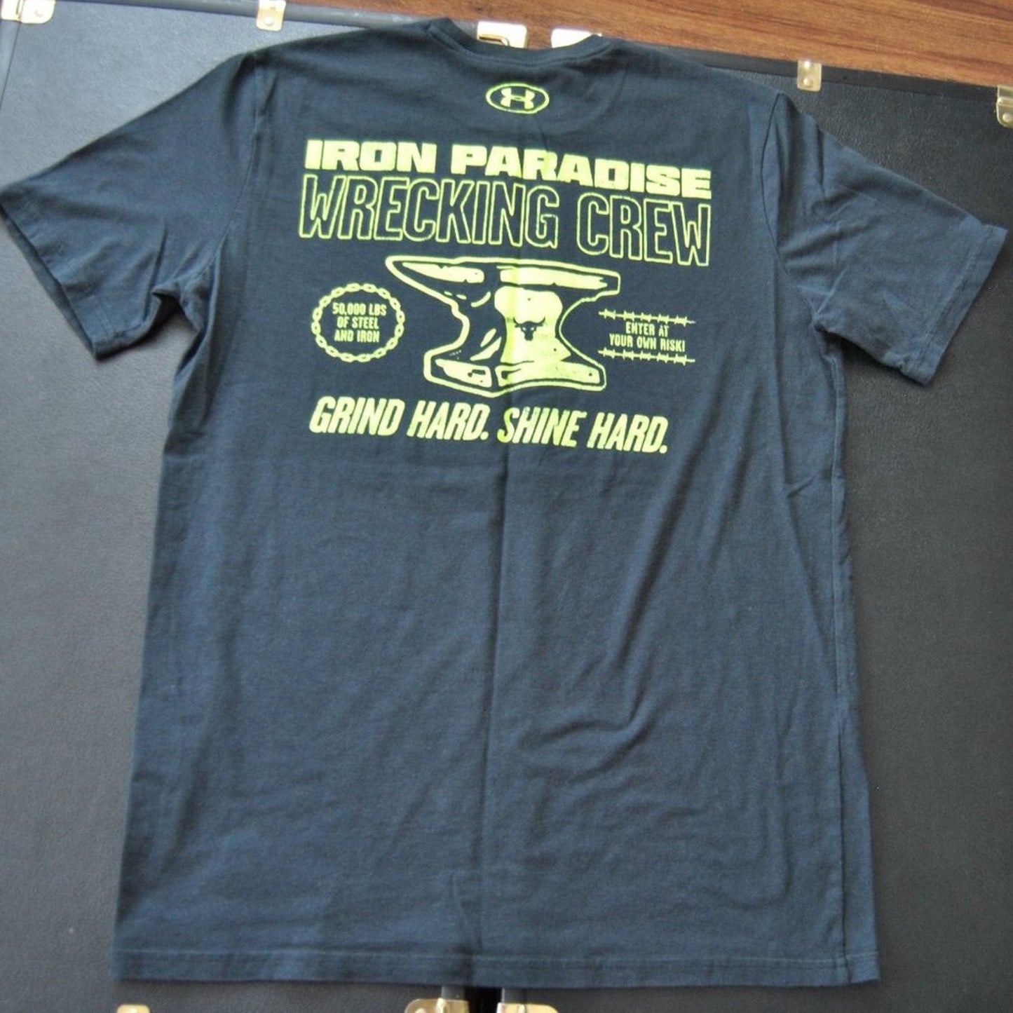 Project Rock Under Armour Iron Paradise Wrecking Crew Medium Black SS Shirt