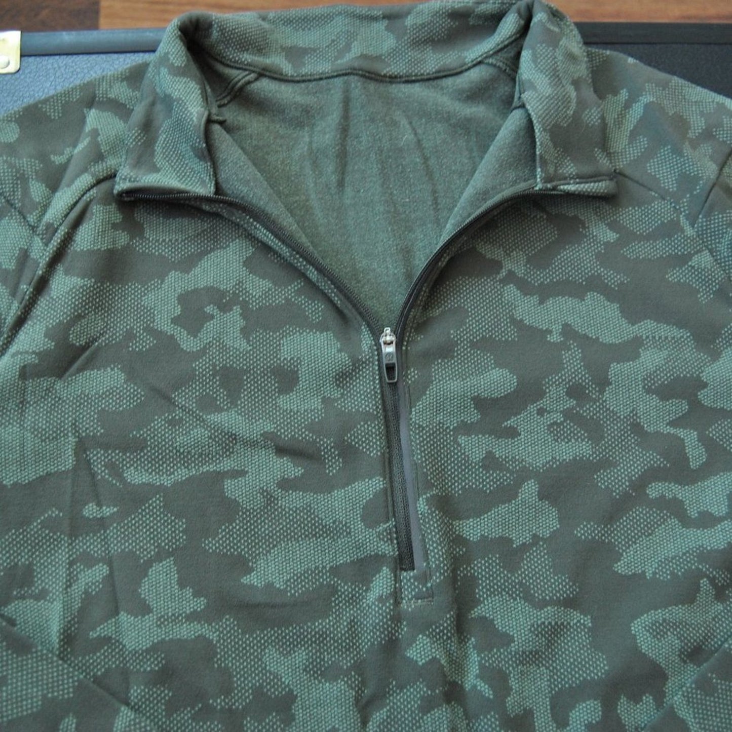 Lululemon Large Surge Warm Heritage Camo Olive Green 1/2 Zip Pullover