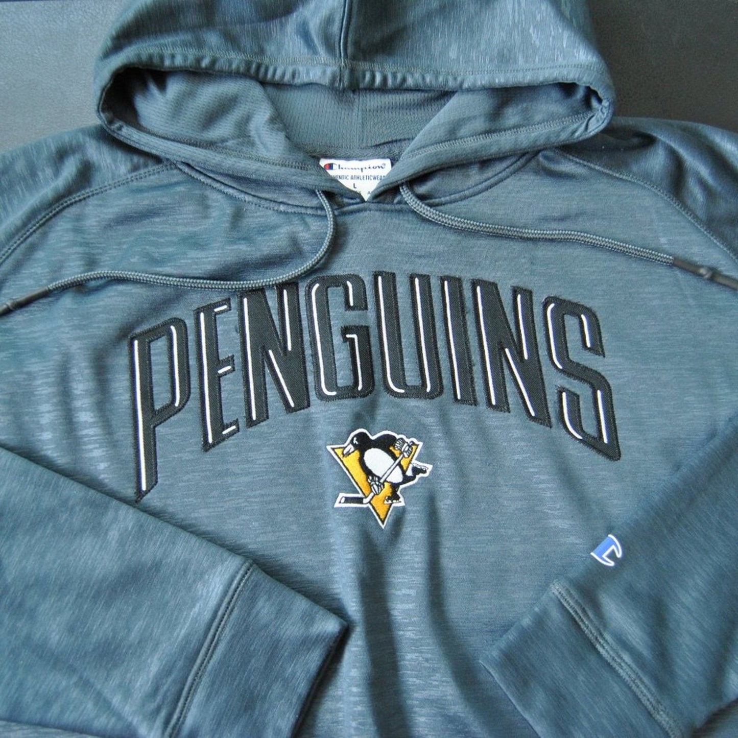 Pittsburgh Penguins Large Gray Champion Pullover Hoodie