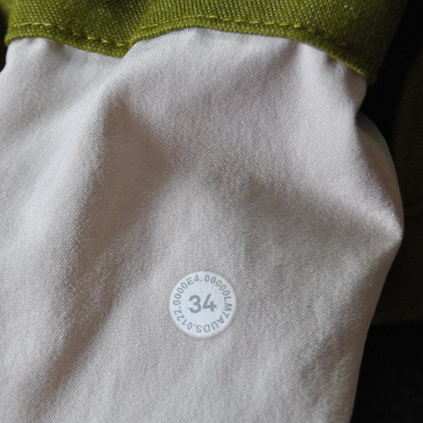 Lululemon Size: 34 Green Shorts w/ Zipper Pocket