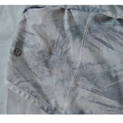 Lululemon Speed Up Low-Rise Lined Short 2.5" Size 8