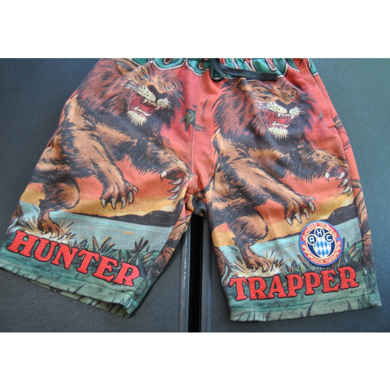 Akoo Hunter Trapper Small Lion & design Pattern Shorts w/ Pockets