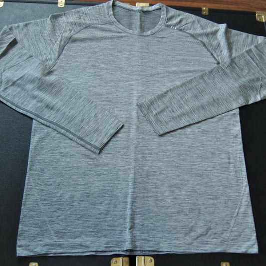 Lululemon Large Light Gray Lightweight Metal Vent Tech Long Sleeve Shirt