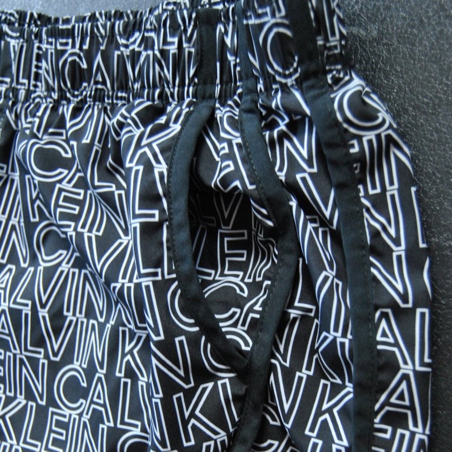 Calvin Klein Black & White CK Logo Repeat Shorts w/ Pockets Small