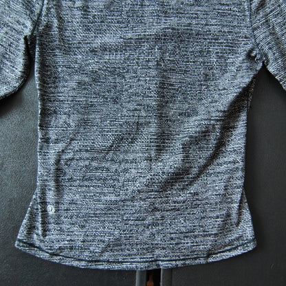 Lululemon Athletica Size 4 Turtle Neck Pullover Sweater Black & White Design