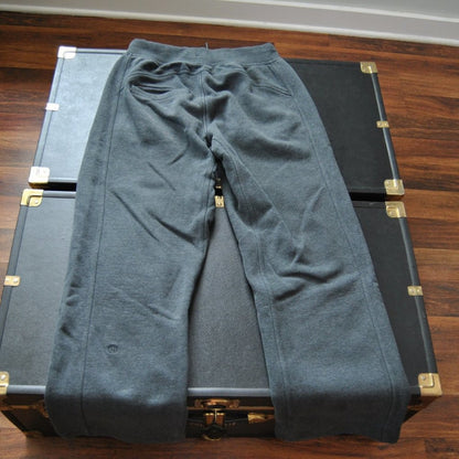 Lululemon Gray Thick Sweatpants Medium (Fit, no Tag)