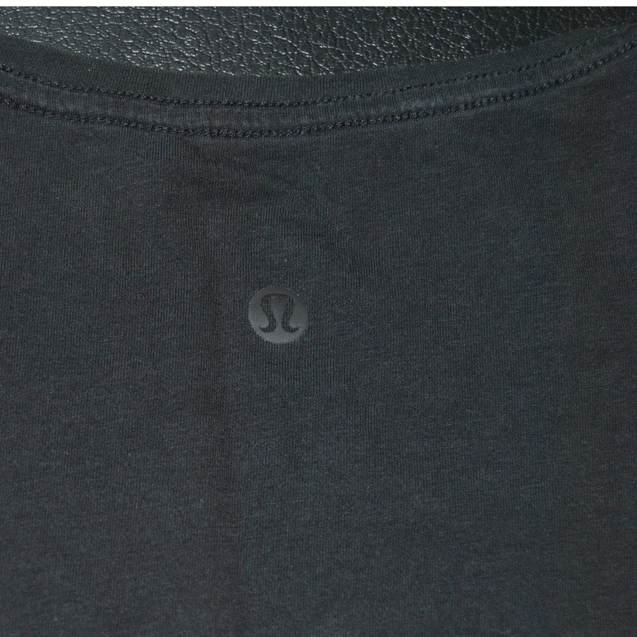 Lululemon Breathe it all in Short Sleeve Shirt