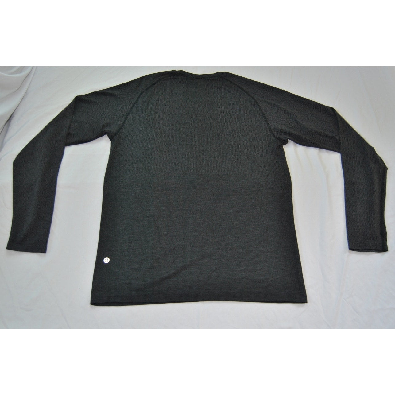 Lululemon Long Sleeve Shirt Dark Gray Medium
