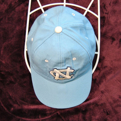 North Carolina Tar Heels  Blue & White Fitted Hat Size: 7 1/8