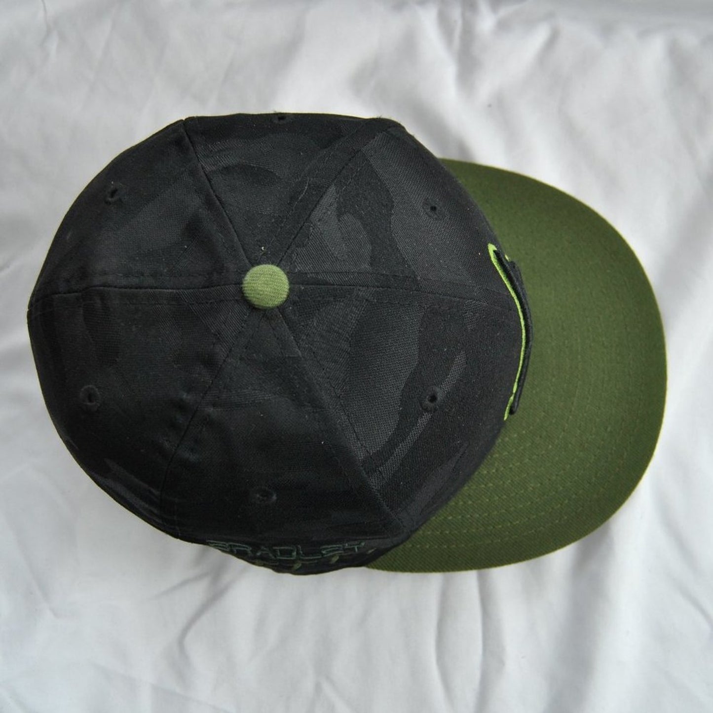 Atlanta Braves MLB Player Hat Fitted 7 3/8 Bradley Camo Black
