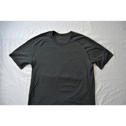 Metal Vent Tech Graphite Grey/Black Short Sleeve Shirt
