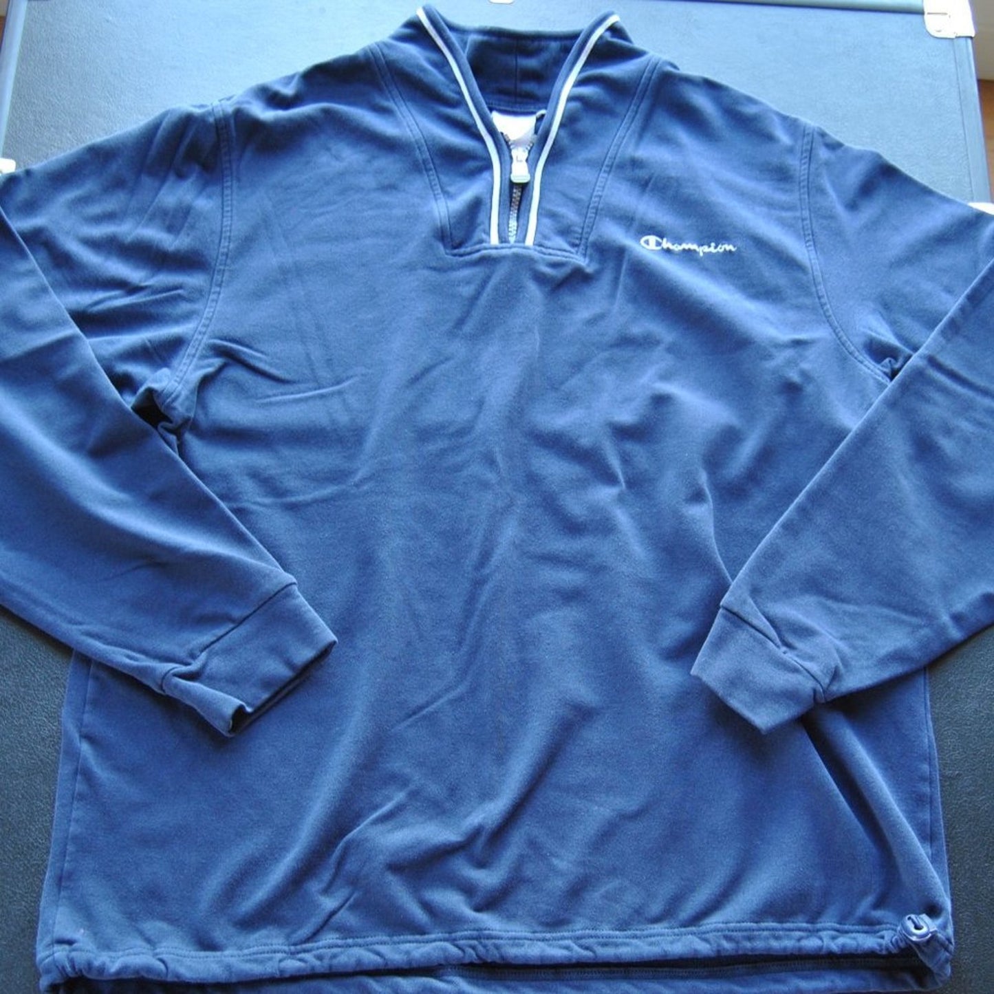 Champion Large Blue 1/4 zip Pullover w/ Adjustable Bottom Sweater