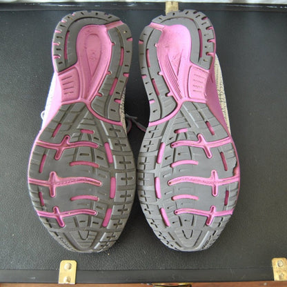 Brooks Revel 3 Pink and Gray Size 10 Running Shoe