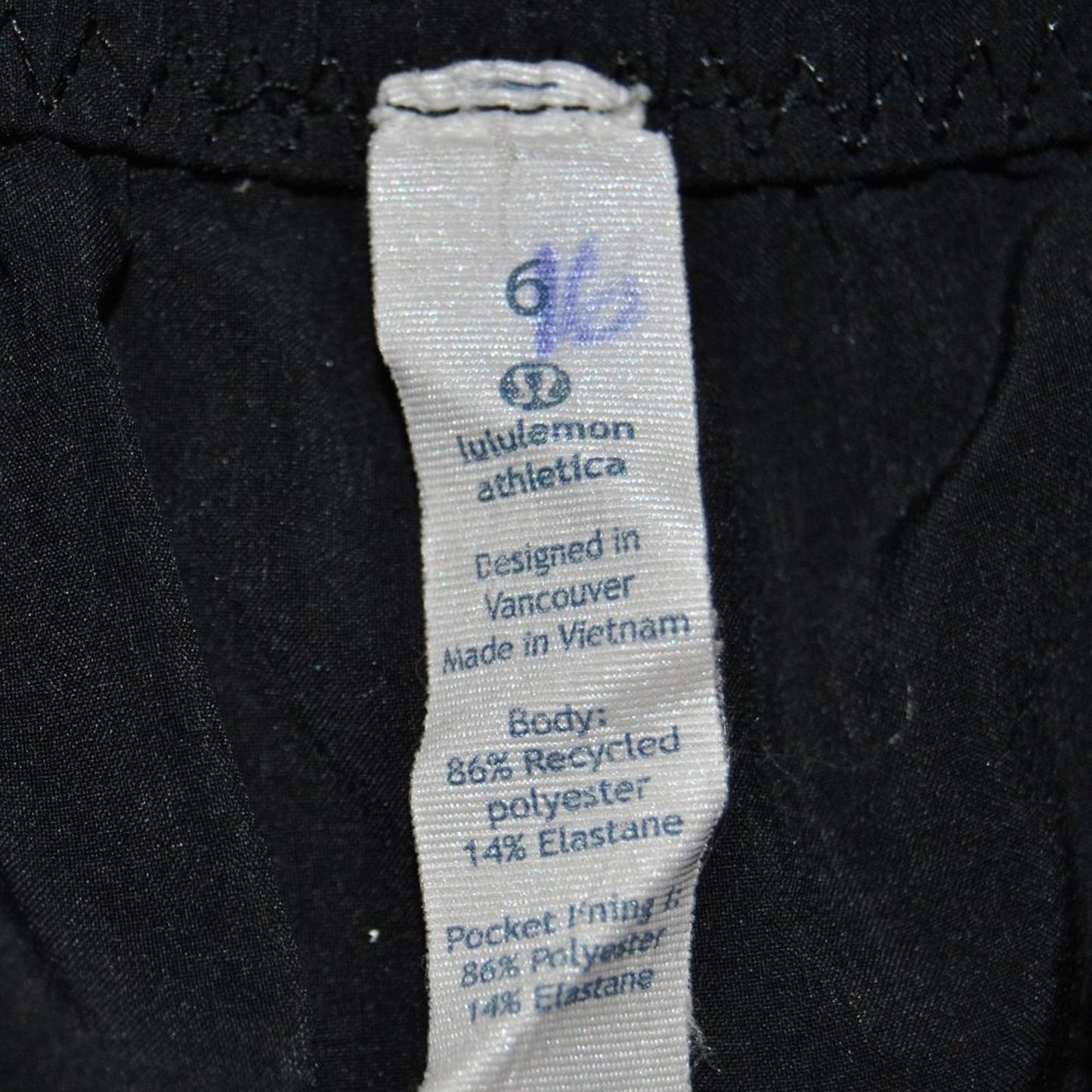 Lululemon Shorts Size 6 Black White Gray Camo