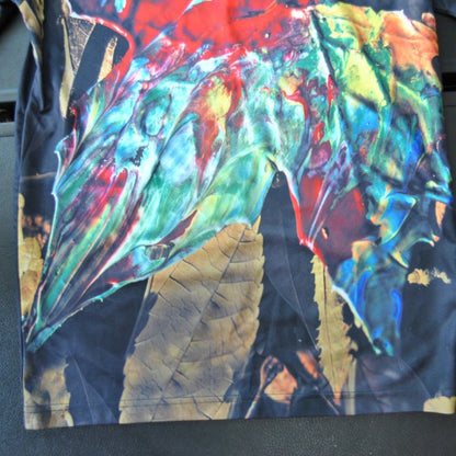 Chon Small Abstract Art Design Black Short Sleeve Shirt