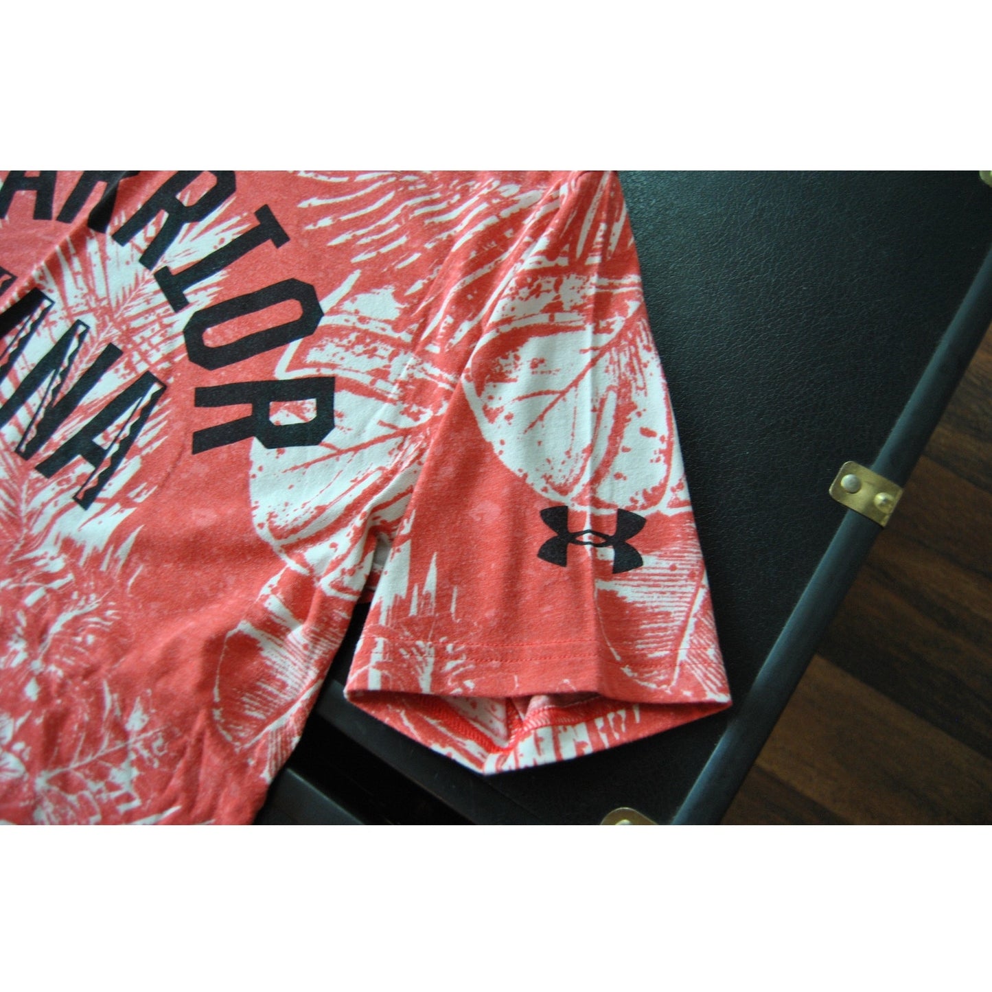 Under Armour The Rock Warrior Mana Floral Pattern Short Sleeve Shirt