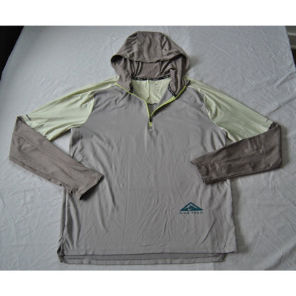 Nike Trail Lightweight Medium Gray & Yellow Quarter-zip Hoodie